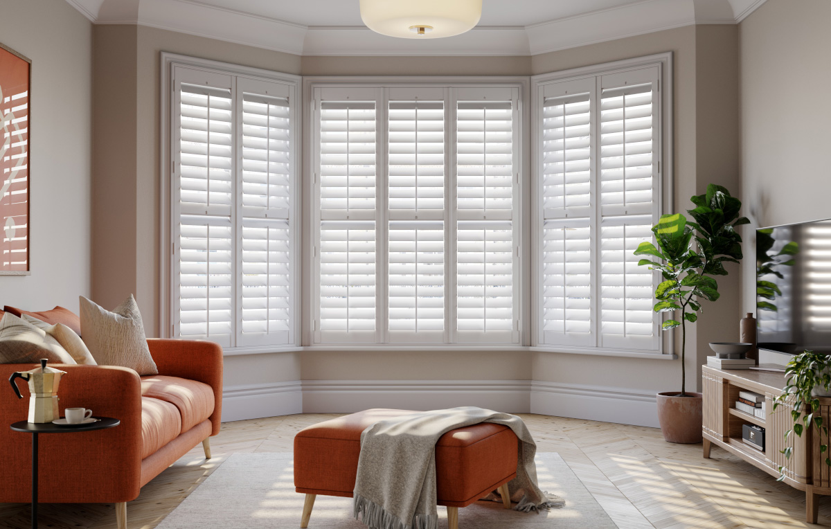 Living_room_full_height_shutters_snow_white_colour_89mm_slats