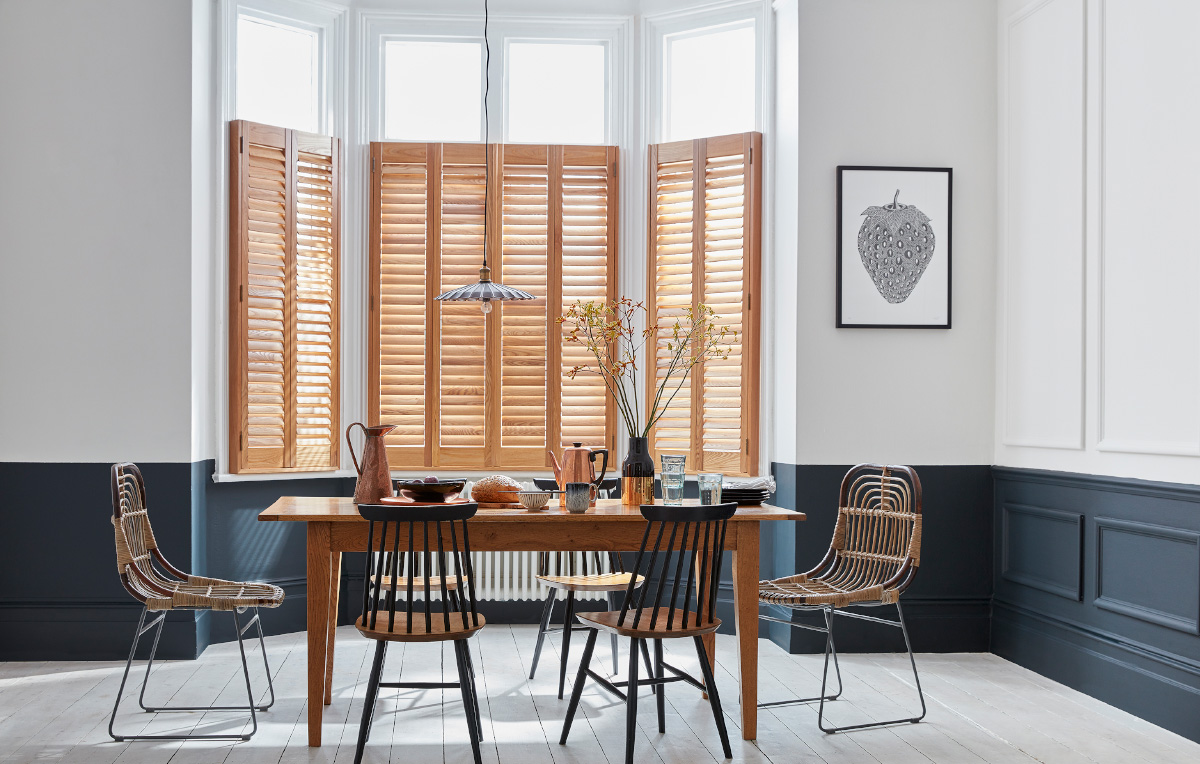 Paulownia_Honey_cafe_style_shutters_bay_window